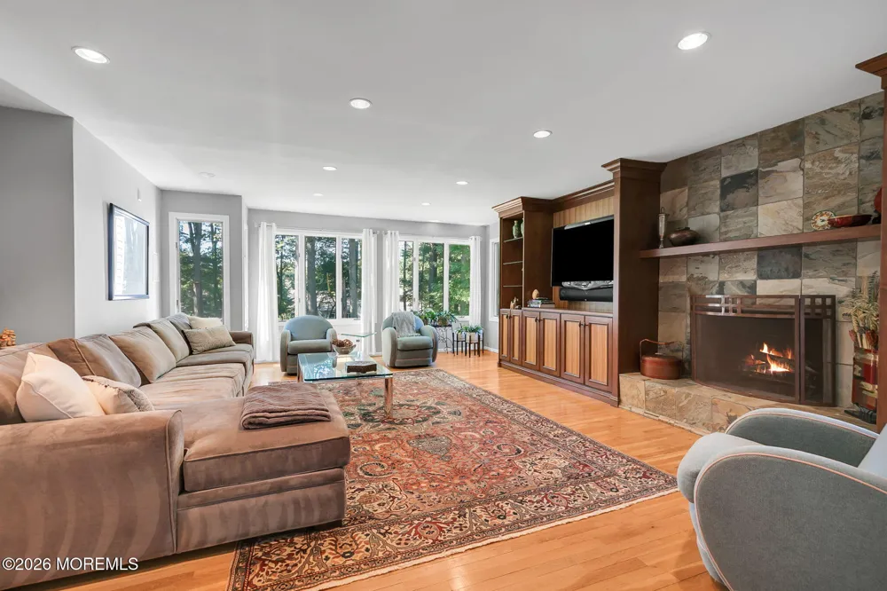 7 Monroe Drive Marlboro, NJ 07746