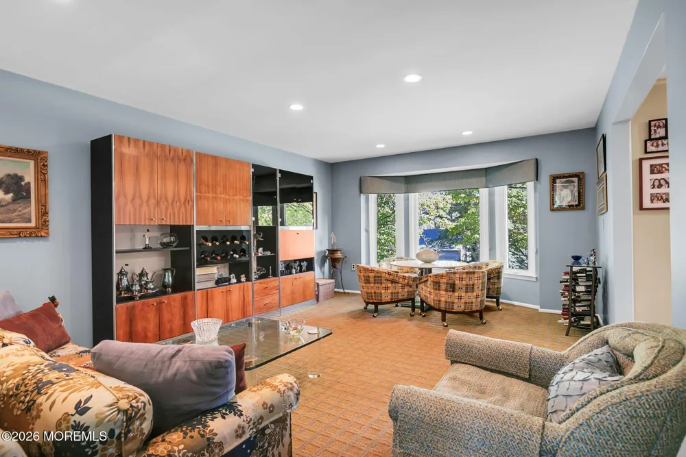 7 Monroe Drive Marlboro, NJ 07746