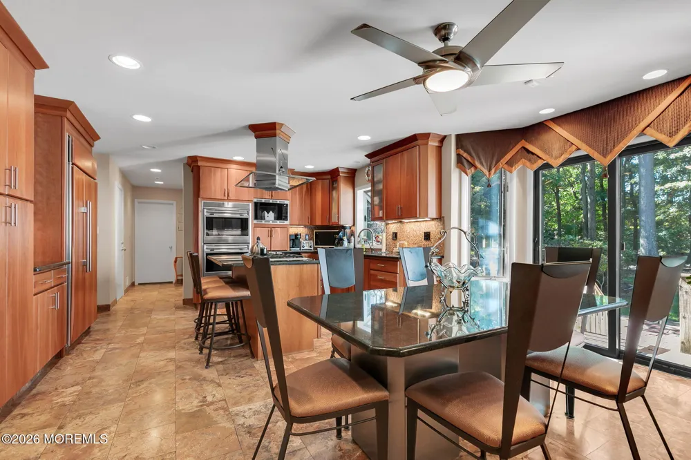 7 Monroe Drive Marlboro, NJ 07746
