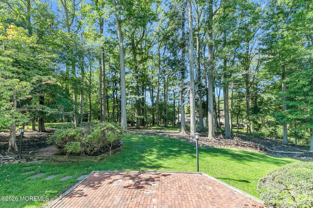 7 Monroe Drive Marlboro, NJ 07746