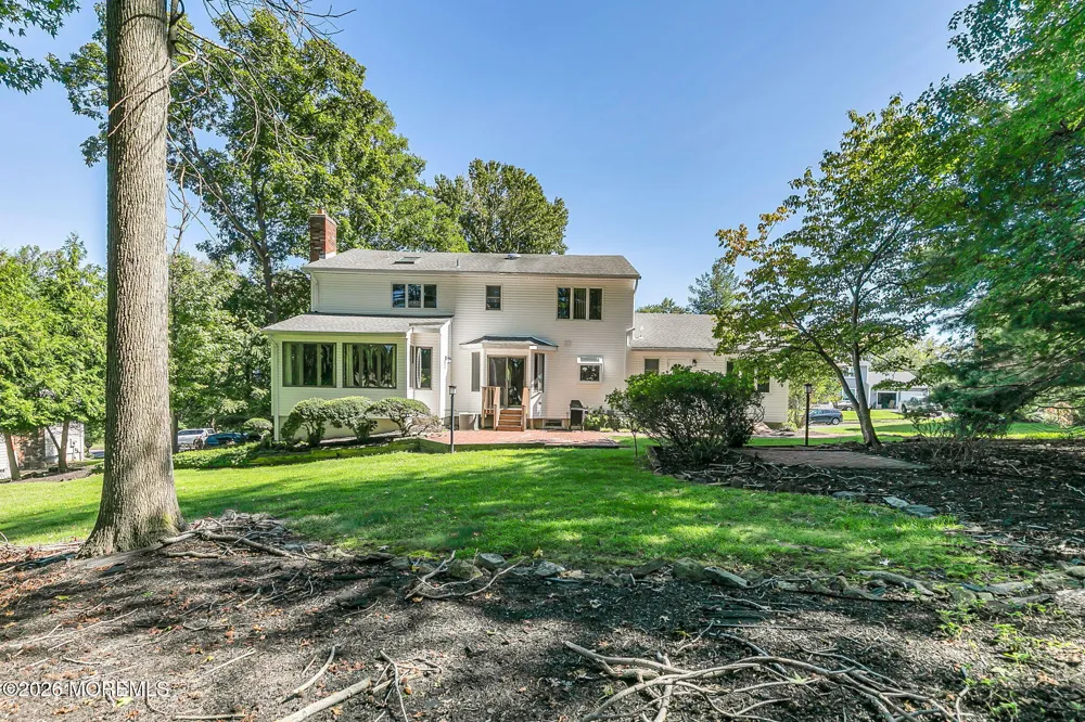 7 Monroe Drive Marlboro, NJ 07746