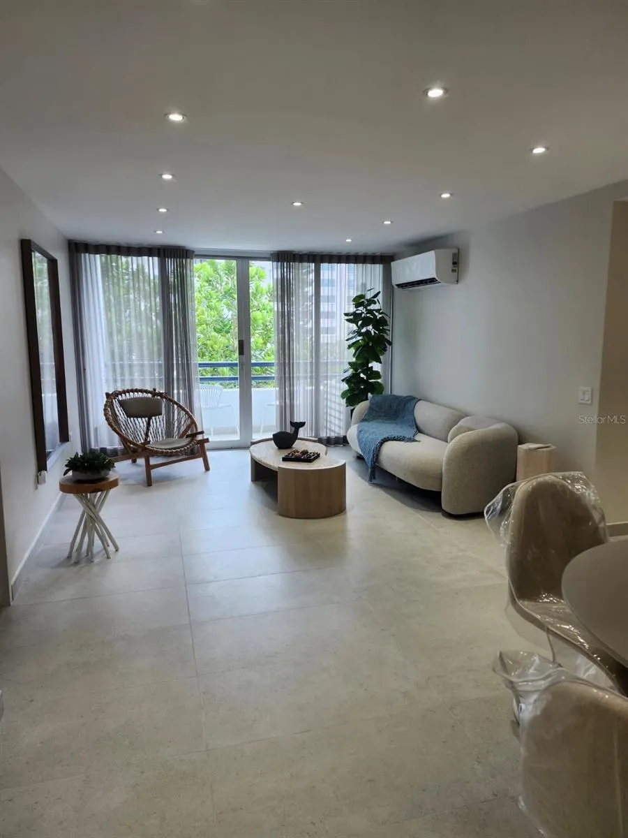 Condominio PLAYA DORADA #A-307 Carolina, PR 00979