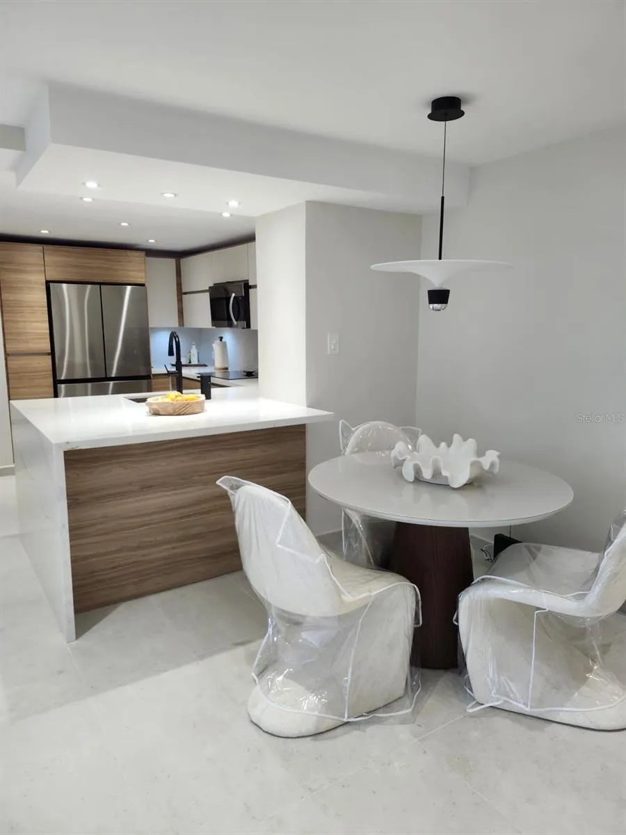 Condominio PLAYA DORADA #A-307 Carolina, PR 00979