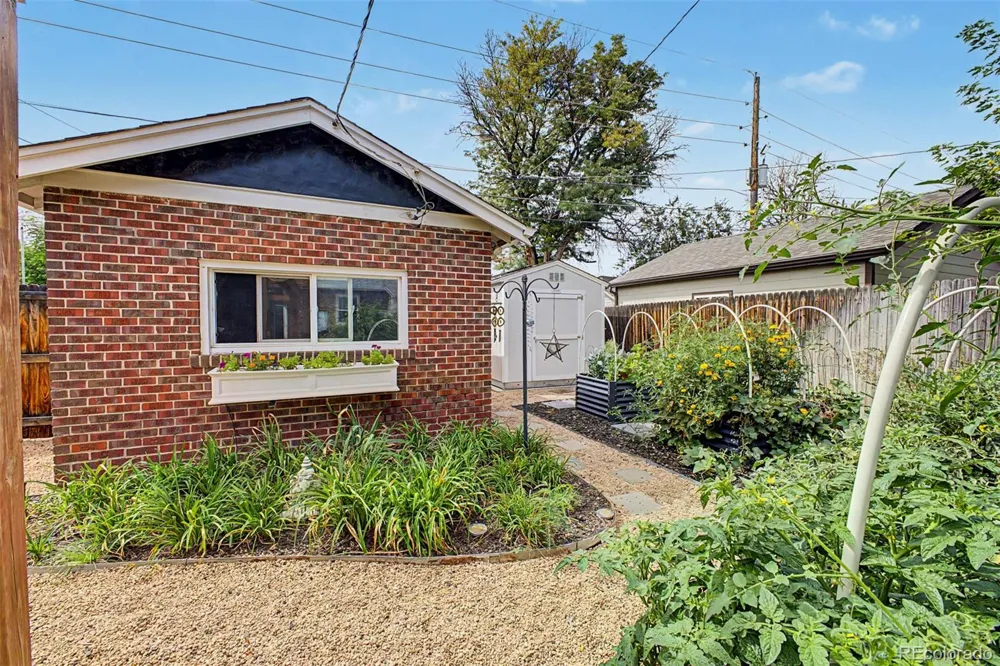 2051 S Sherman Street Denver, CO 80210