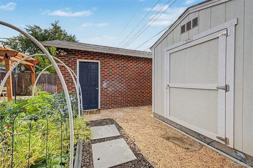 2051 S Sherman Street Denver, CO 80210