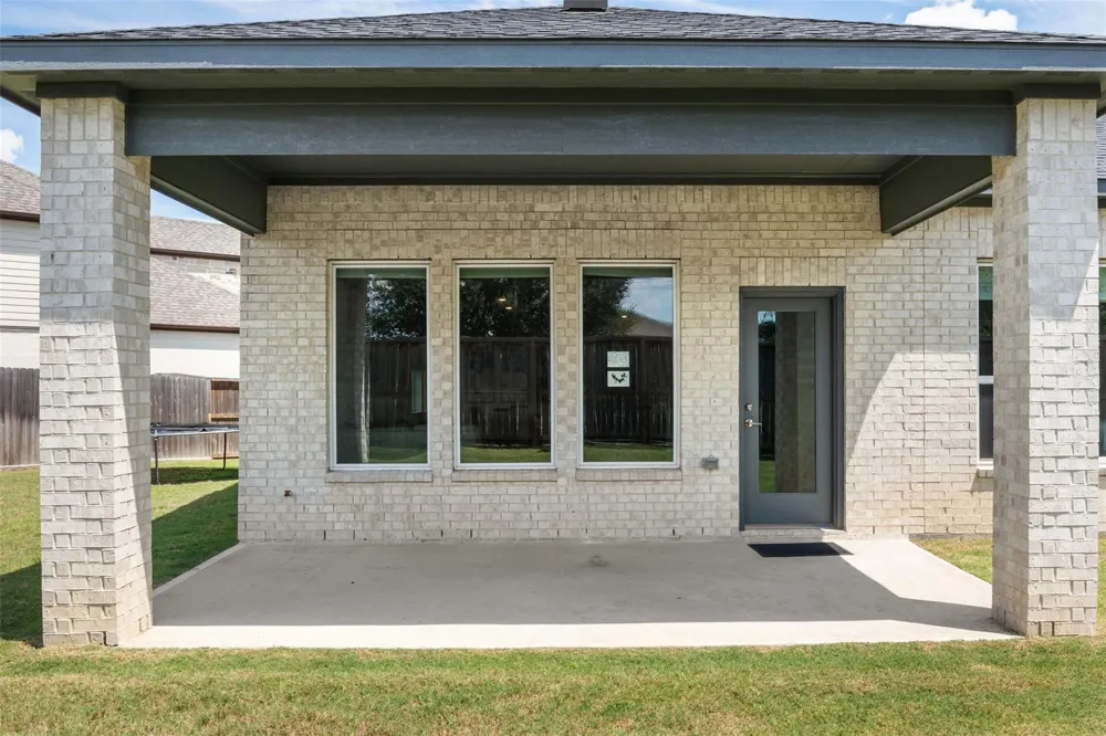 22115 Palo Dura Lane Tomball, TX 77375