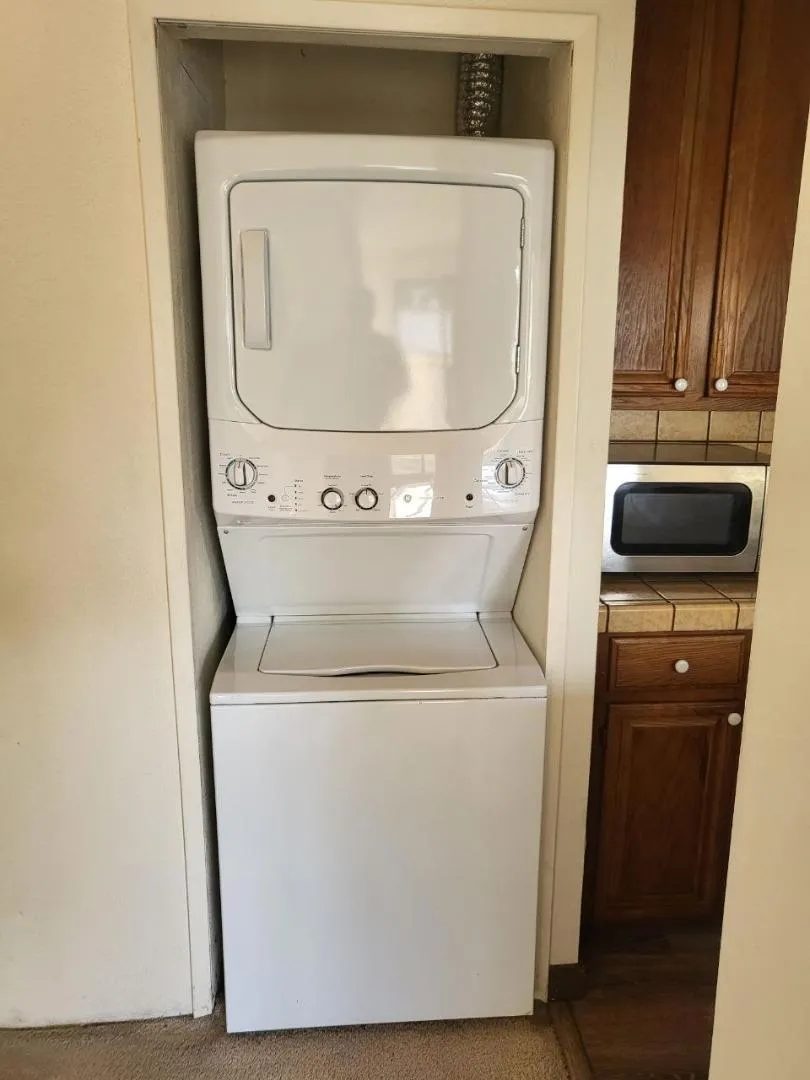 44 Lodato Avenue #205 San Mateo, CA 94403
