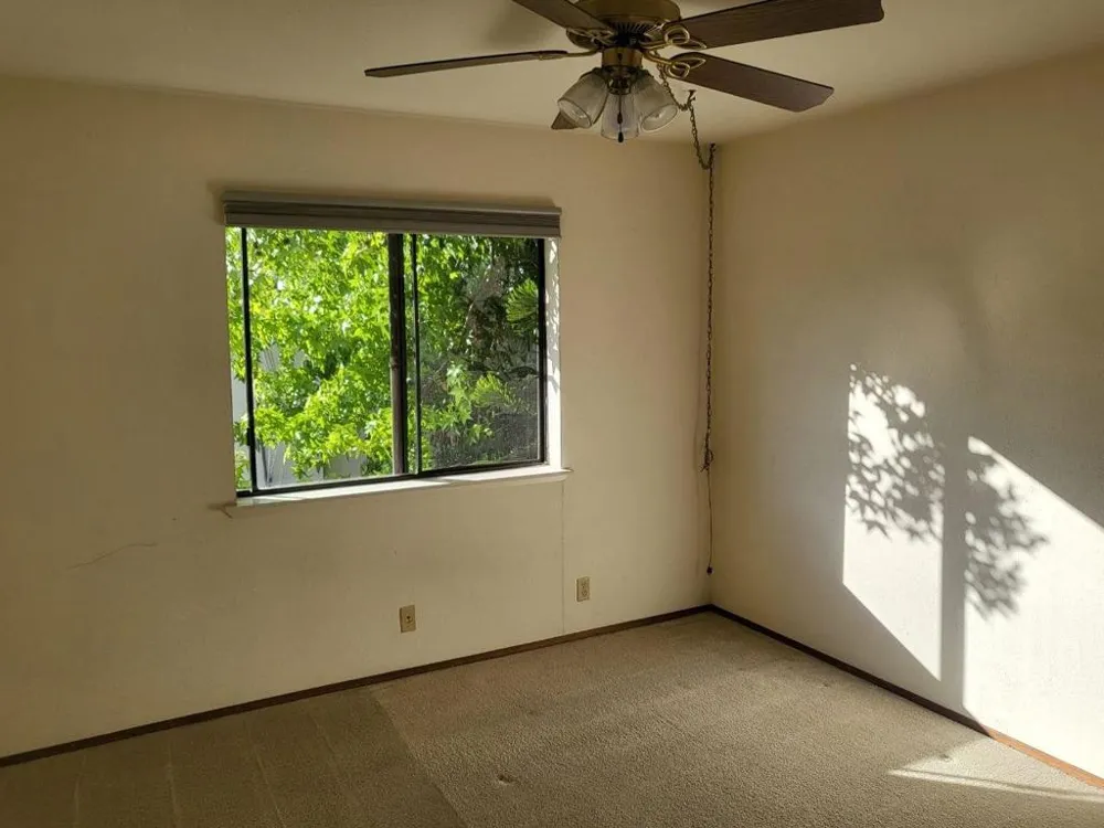 44 Lodato Avenue #205 San Mateo, CA 94403