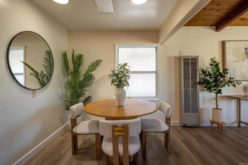 6367 Cleo Street San Diego, CA 92115