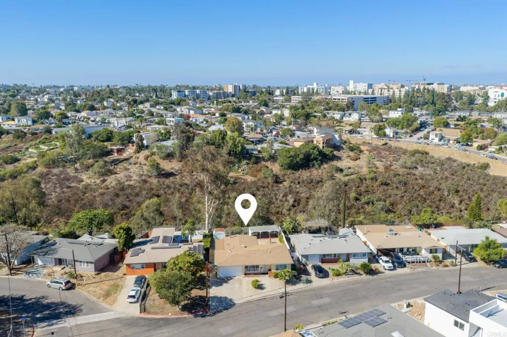 6367 Cleo Street San Diego, CA 92115