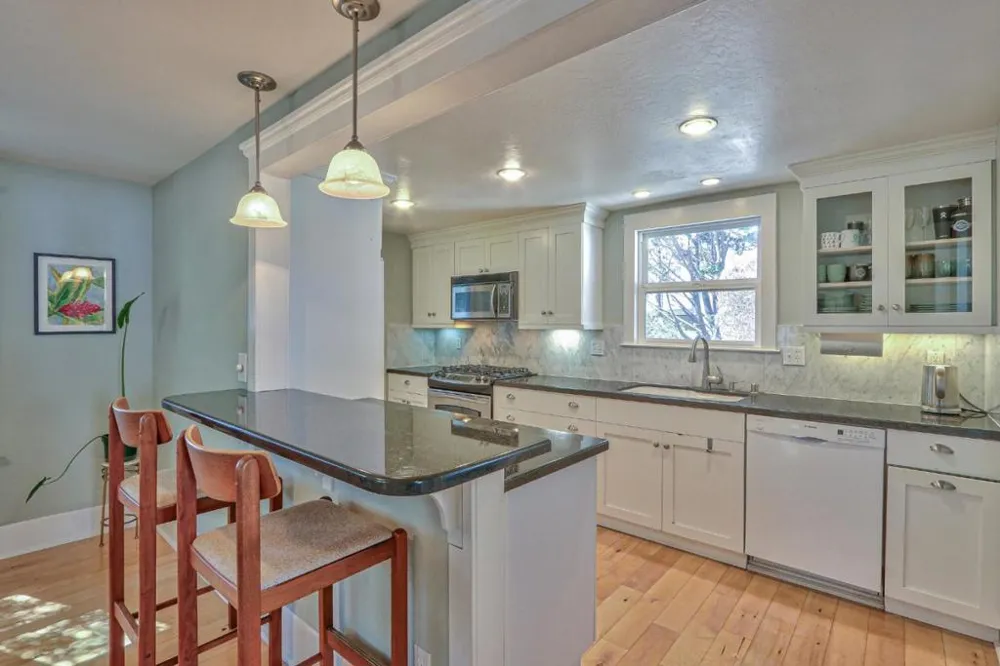 129 May Avenue Santa Cruz, CA 95062