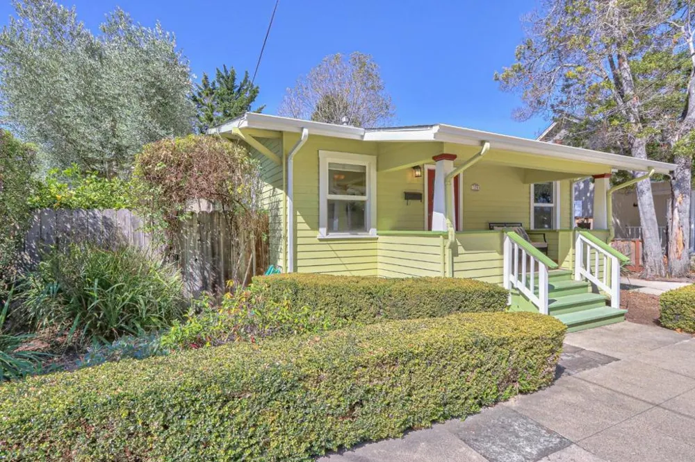 129 May Avenue Santa Cruz, CA 95062