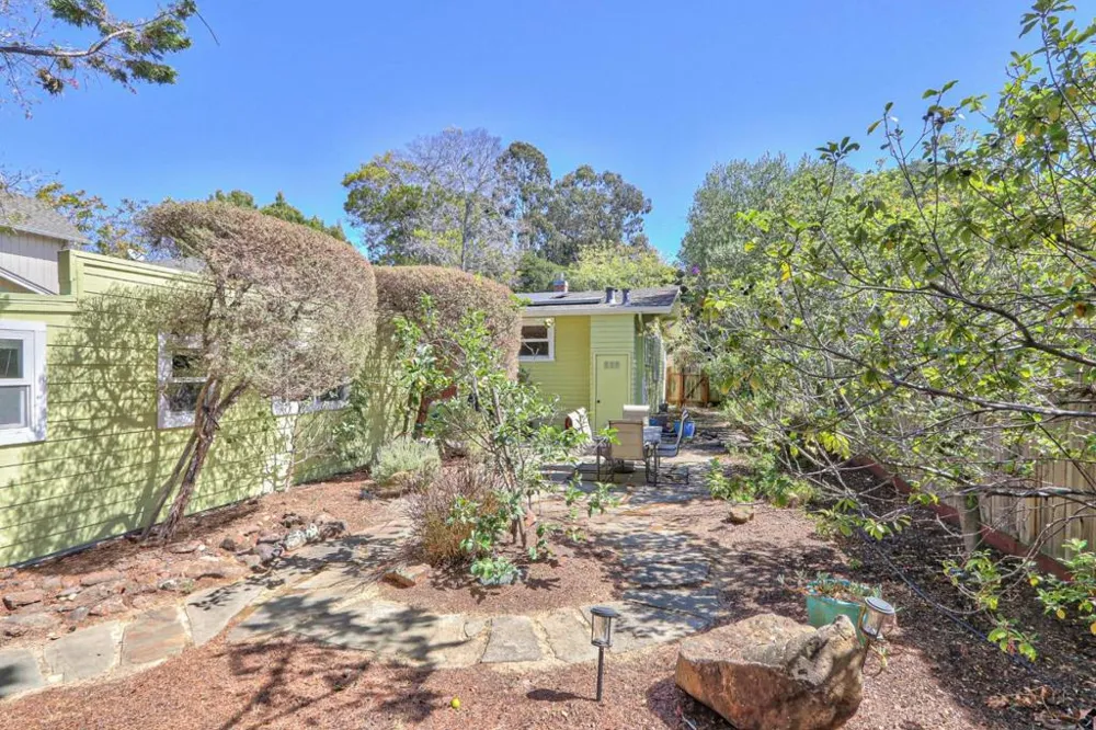 129 May Avenue Santa Cruz, CA 95062