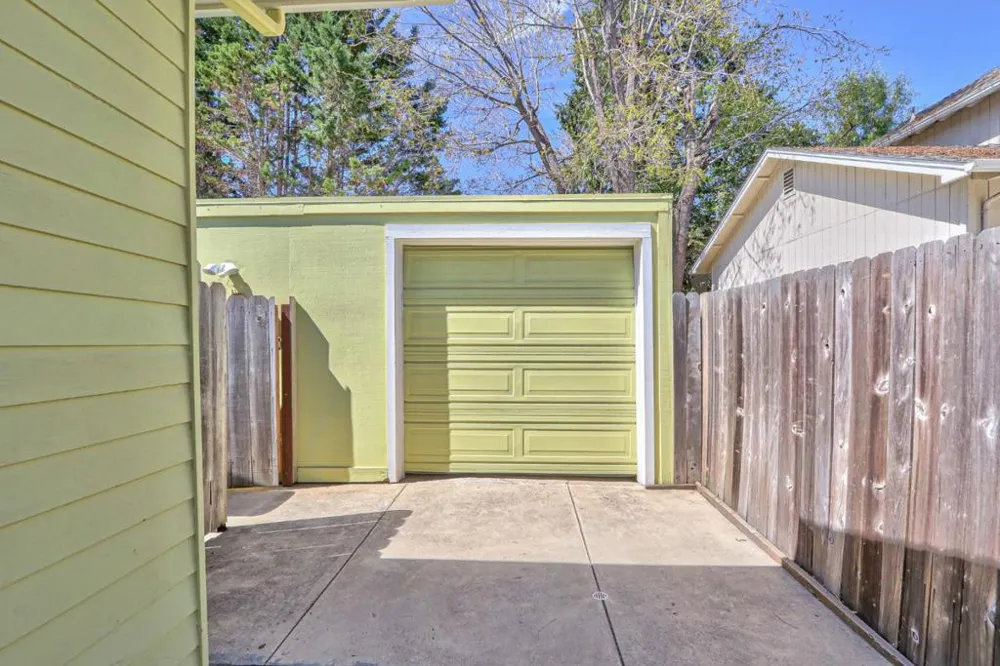 129 May Avenue Santa Cruz, CA 95062