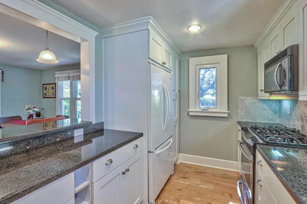 129 May Avenue Santa Cruz, CA 95062