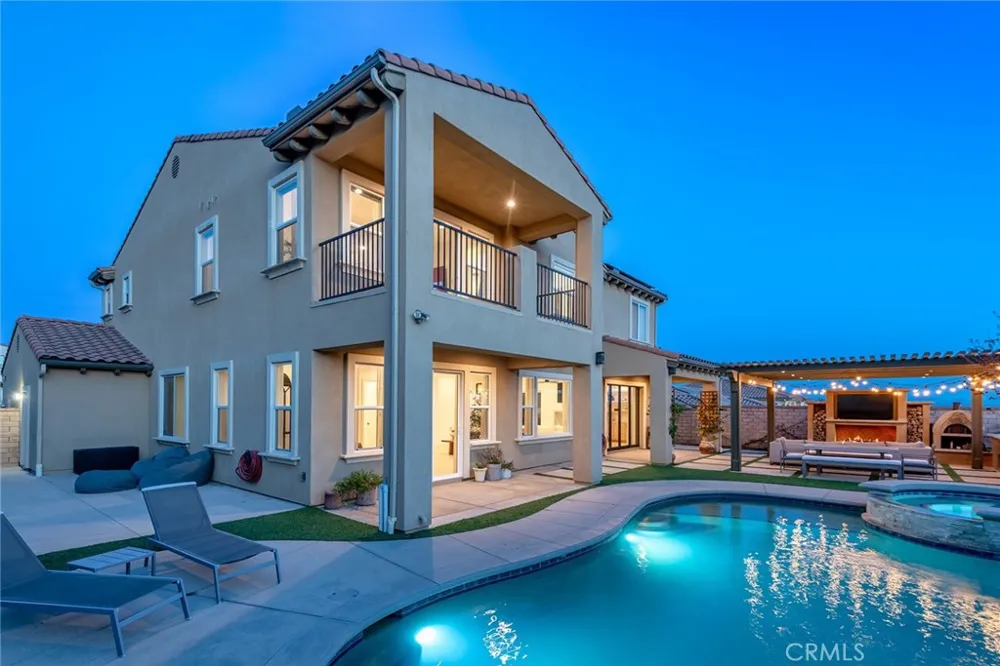 7329 Hightop Street Moorpark, CA 93021