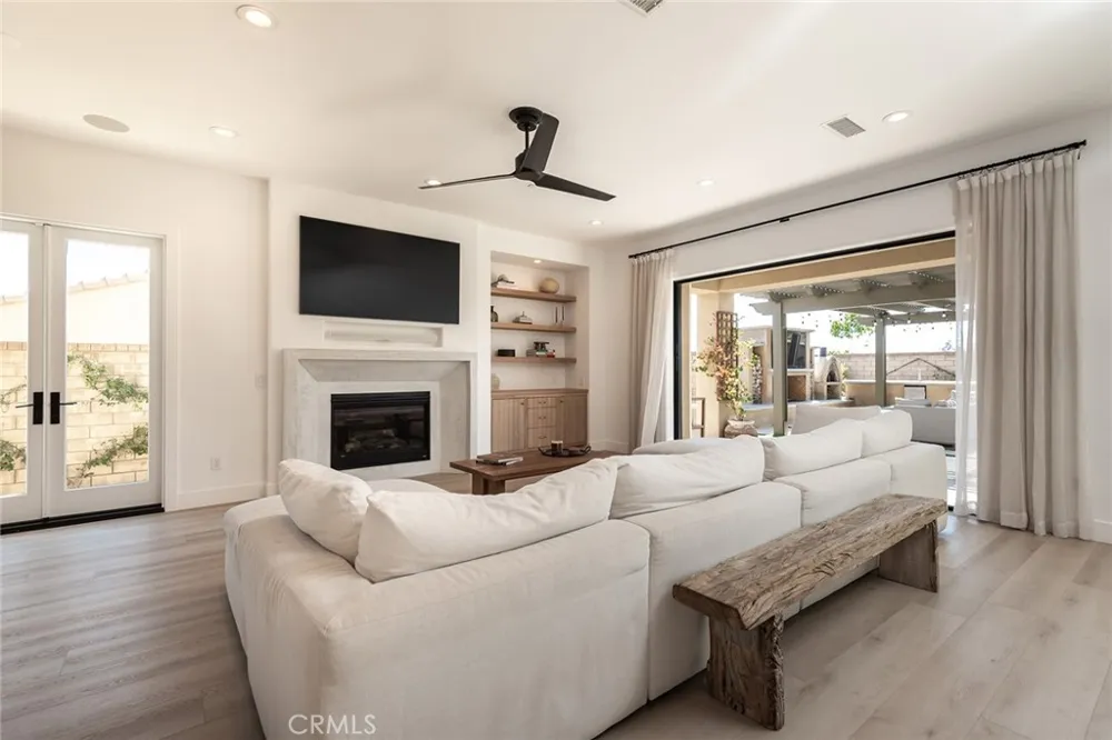 7329 Hightop Street Moorpark, CA 93021