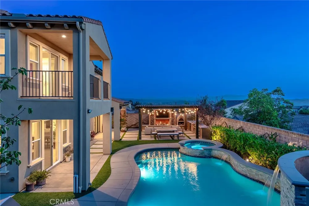 7329 Hightop Street Moorpark, CA 93021