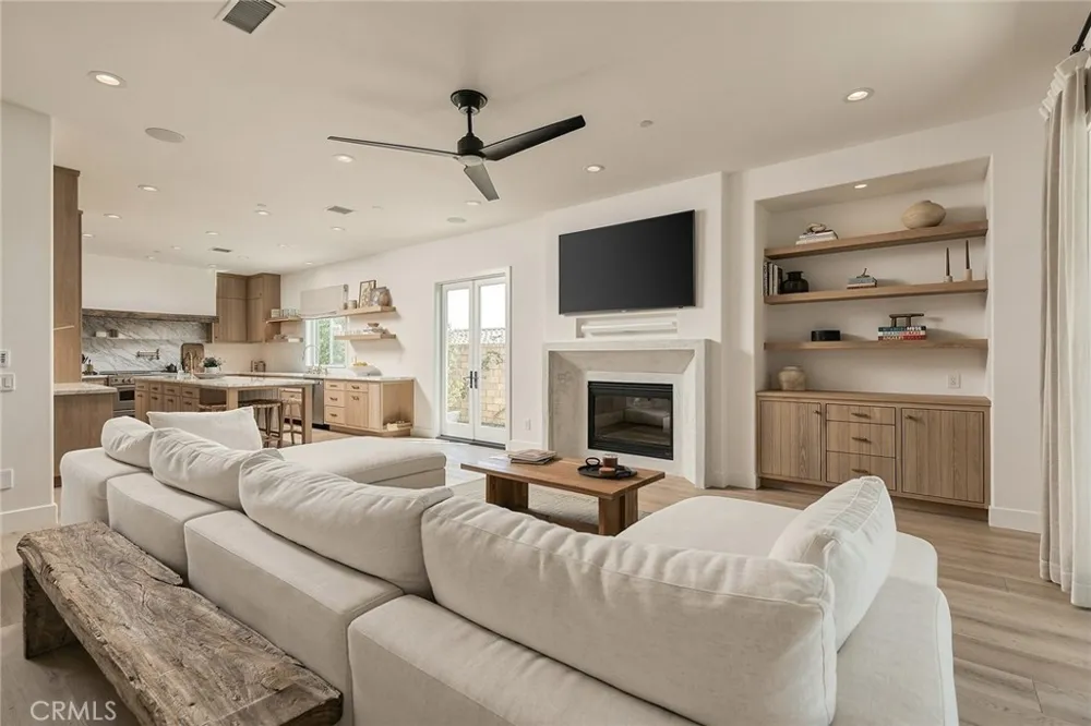7329 Hightop Street Moorpark, CA 93021