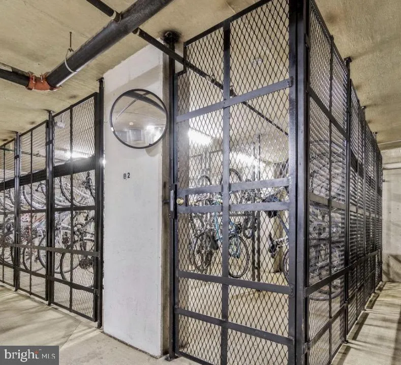 3835 9TH STREET #603E Arlington, VA 22203