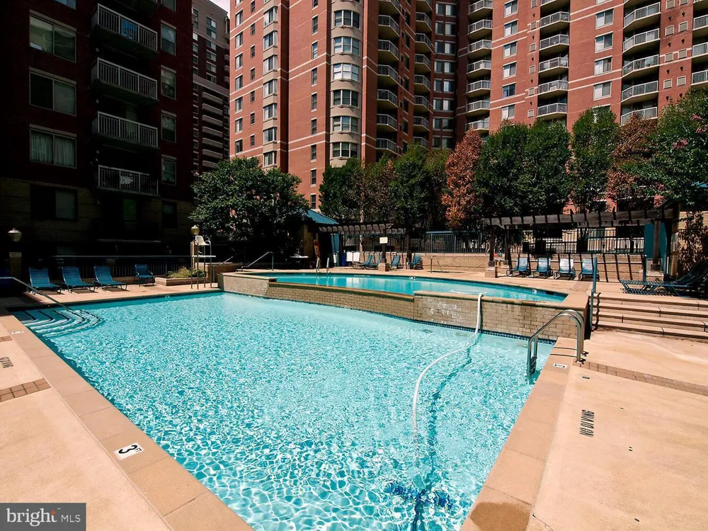 3835 9TH STREET #603E Arlington, VA 22203