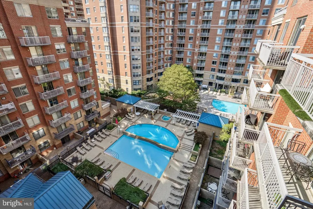 3835 9TH STREET #603E Arlington, VA 22203