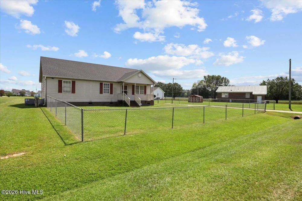 7032 Kingswood Circle Stantonsburg, NC 27883