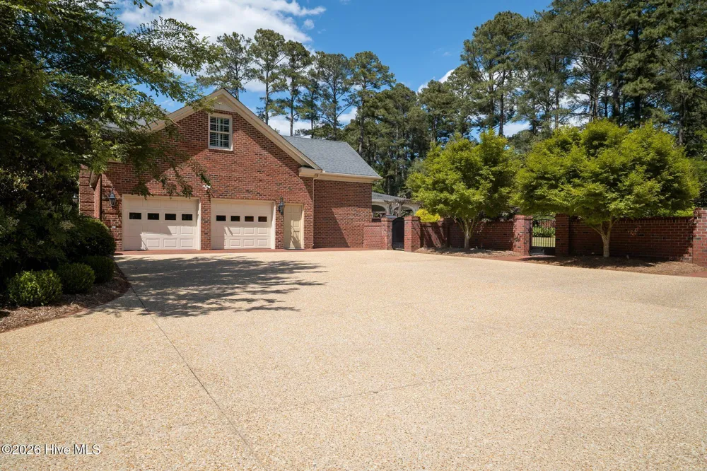 3407 Timberlake Court Kinston, NC 28504