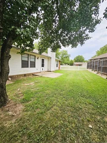 4204 W Toledo Street Broken Arrow, OK 74012