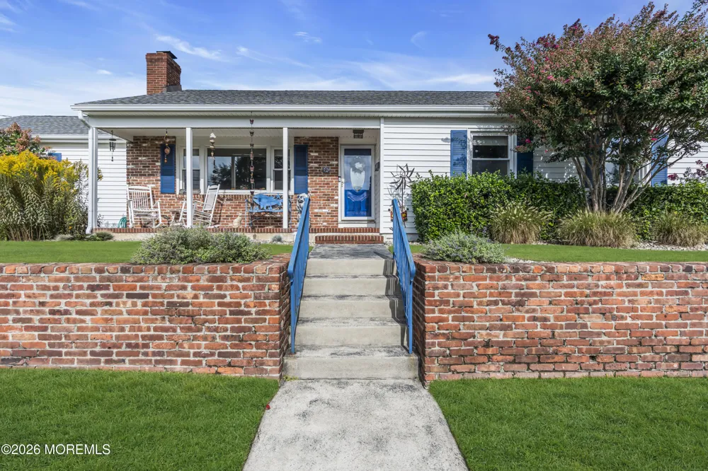 67 Farragut Avenue Manasquan, NJ 08736