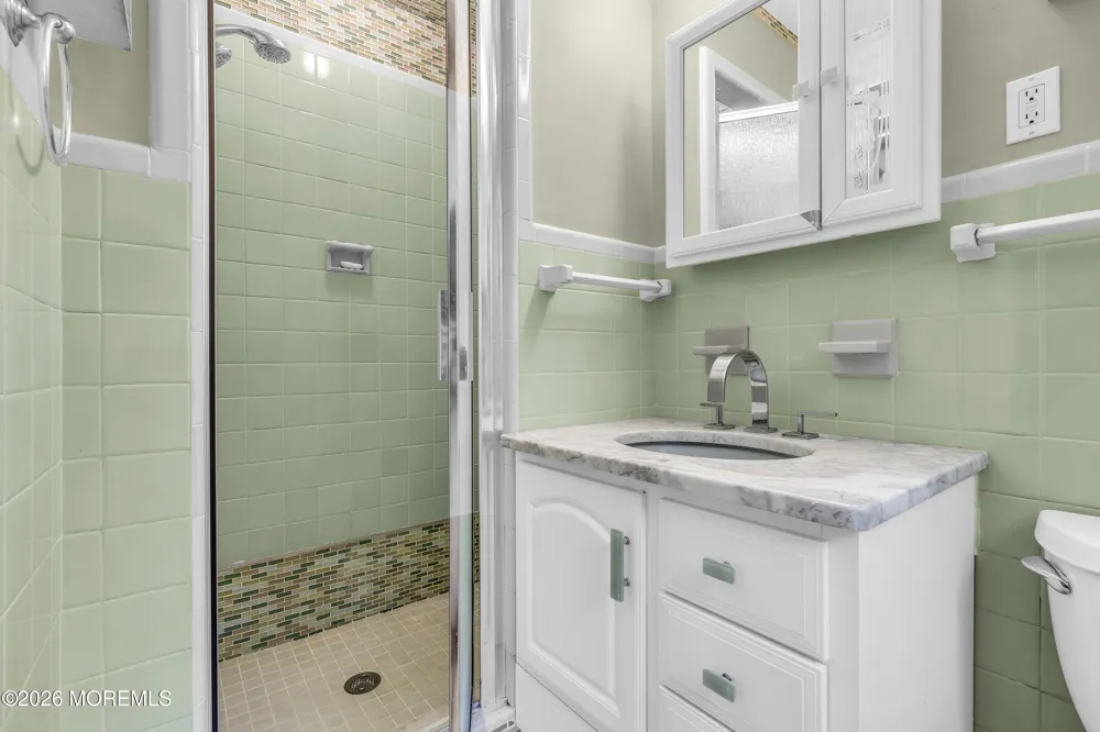 67 Farragut Avenue Manasquan, NJ 08736