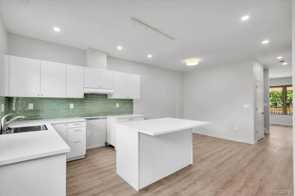 6174 16th Street Detroit City, MI 48208