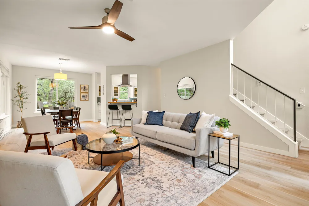 8005 Doe Meadow Drive Austin, TX 78749