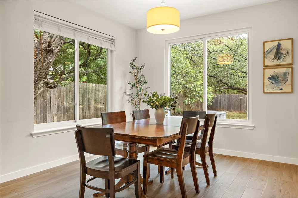 8005 Doe Meadow Drive Austin, TX 78749