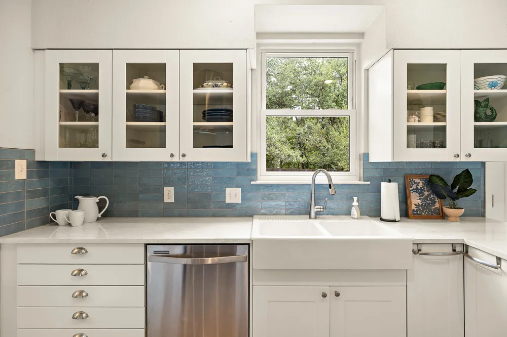 8005 Doe Meadow Drive Austin, TX 78749