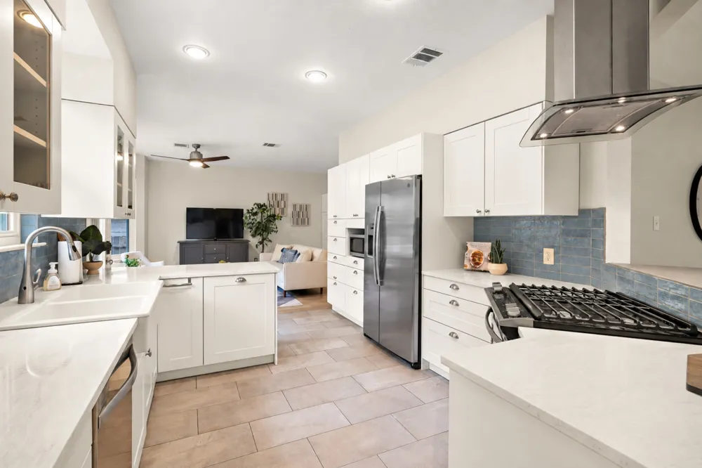 8005 Doe Meadow Drive Austin, TX 78749