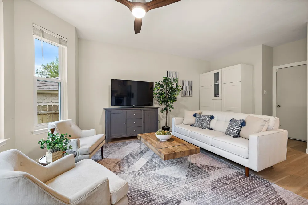 8005 Doe Meadow Drive Austin, TX 78749