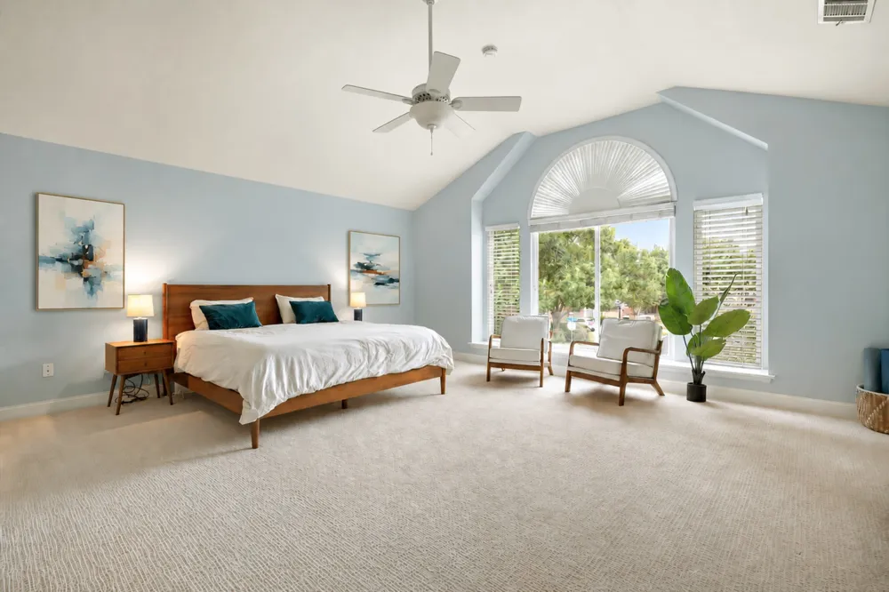 8005 Doe Meadow Drive Austin, TX 78749