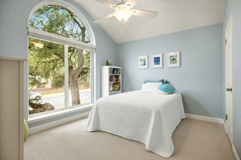 8005 Doe Meadow Drive Austin, TX 78749