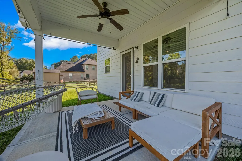 2633 Lakefront Drive Belmont, NC 28012