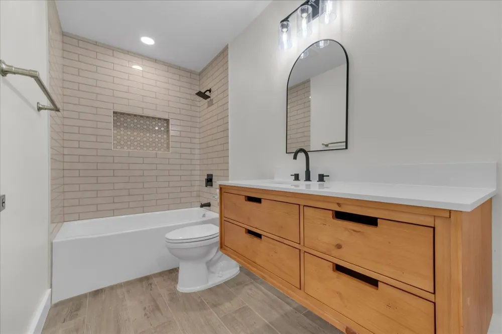 701 E Jacob Street Pilot Point, TX 76258