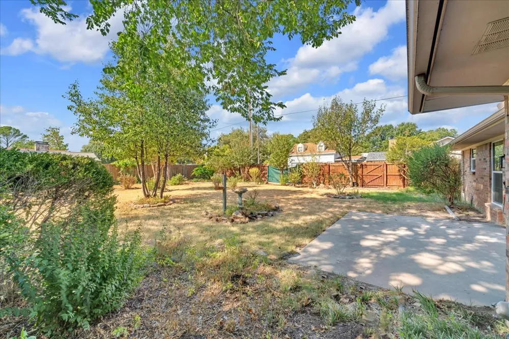 701 E Jacob Street Pilot Point, TX 76258