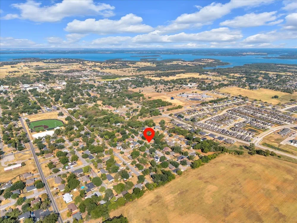 701 E Jacob Street Pilot Point, TX 76258