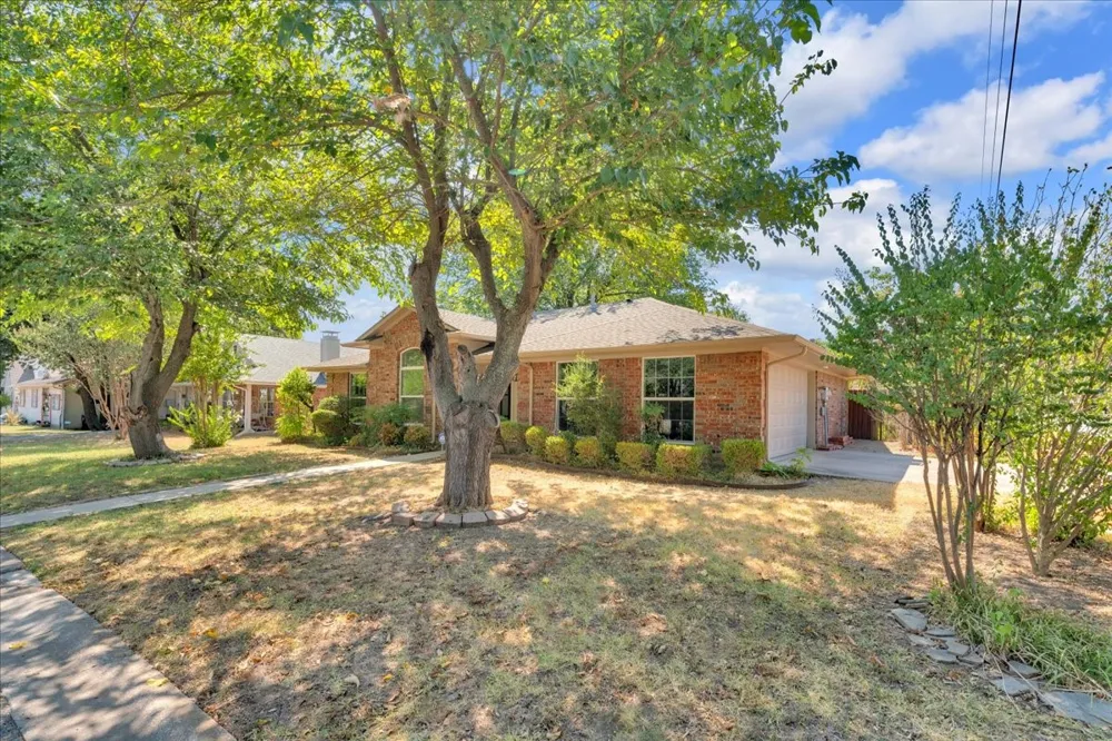 701 E Jacob Street Pilot Point, TX 76258