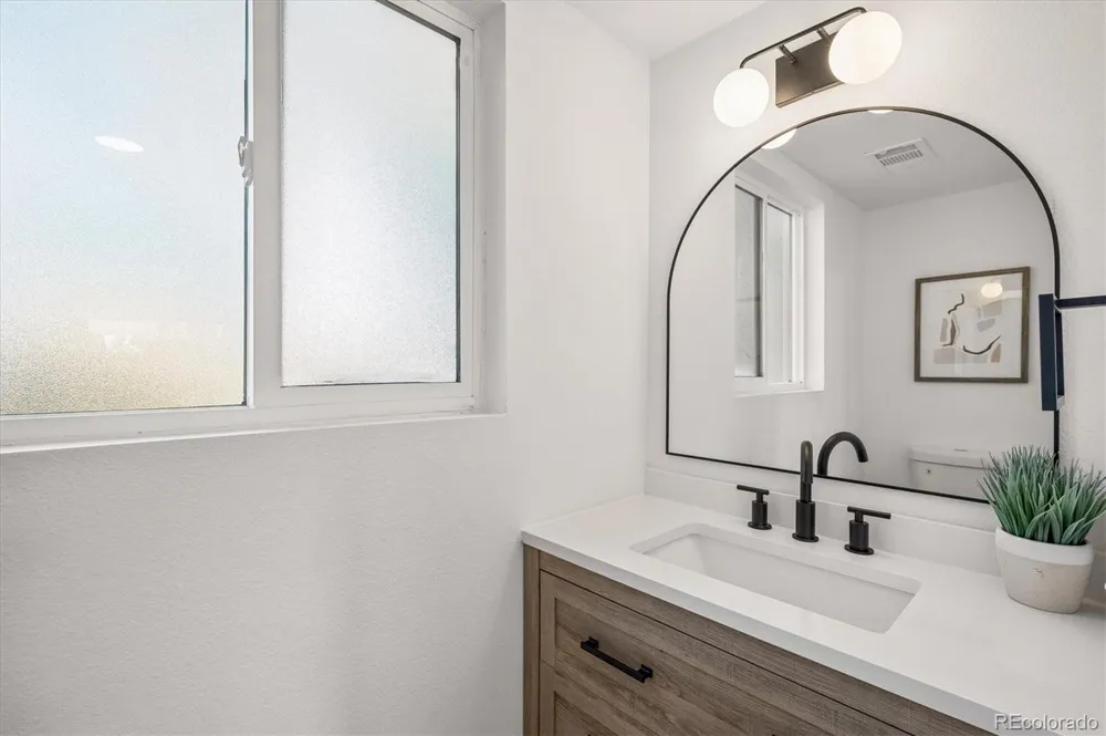 4777 S Nelson Street Littleton, CO 80127