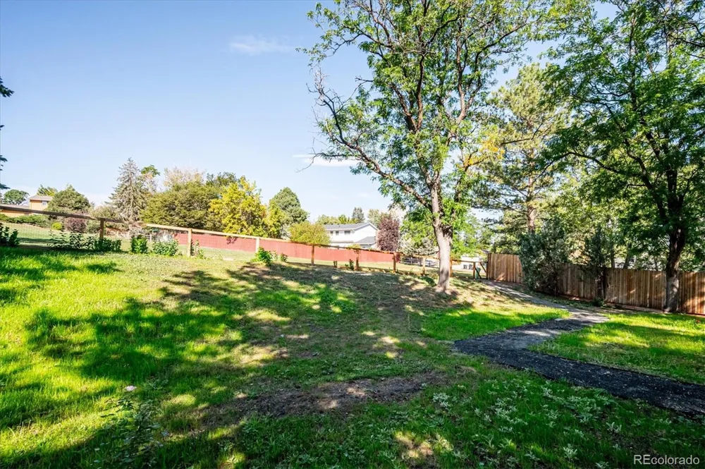 4777 S Nelson Street Littleton, CO 80127
