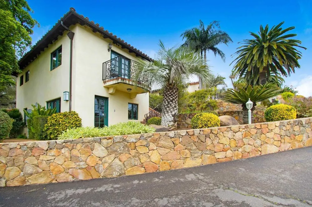 16757 Old Guejito Grade Road Escondido, CA 92027