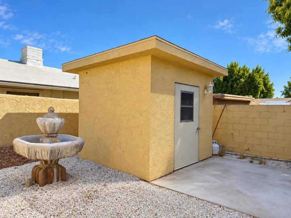 68698 E STREET Cathedral City, CA 92234
