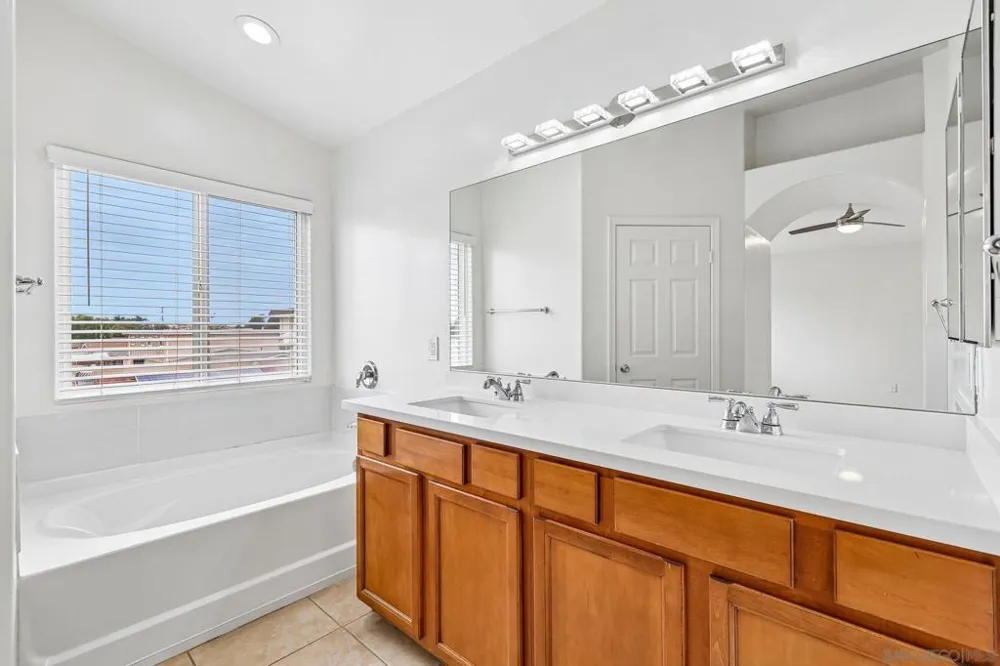 1774 Elm Ave San Diego, CA 92154