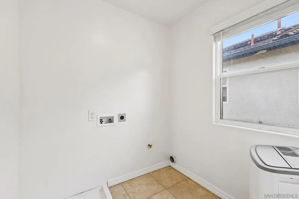 1774 Elm Ave San Diego, CA 92154